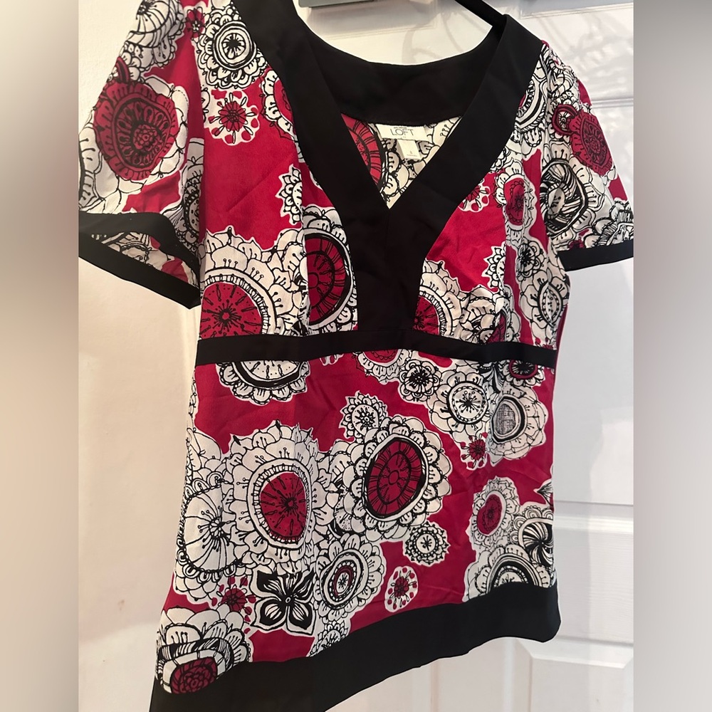 LOFT Red and Black Floral Blouse
